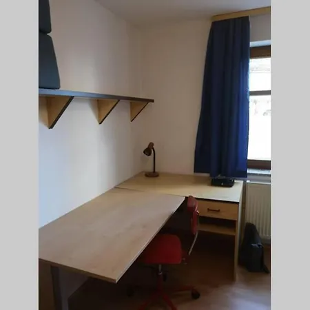 Center,near Uni And Train Station Apartment *